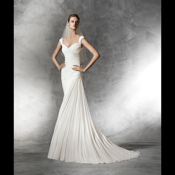Pronovias Bena